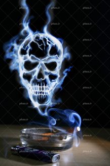 عکس با کیفیت سیگار در جا سیگاری و دود سیگار به رنگ و شکل سر اسکلت