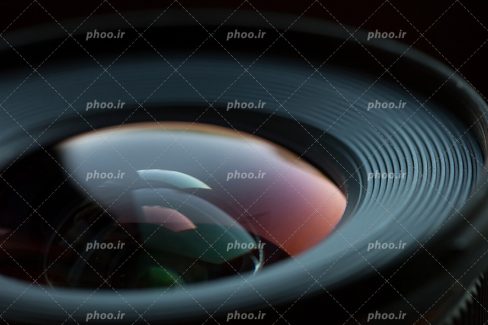 عکس با کیفیت لنز دوربین شبیه به مردمک چشم از نمای نزدیک