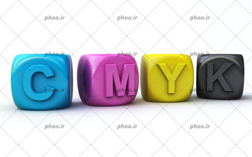عکس با کیفیت مربع های رنگارنگ به شکل سه بعدی و کلمات CMYK بر روی آن ها