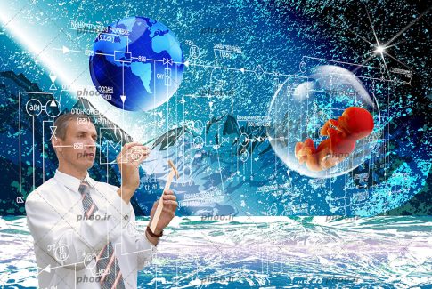 عکس با کیفیت جنین در حباب و کره زمین به رنگ آبی در کنارش و پزشک در حال نوشتن فرمول