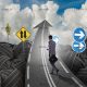 عکس با کیفیت کلاه جنگی در کنار ظرف غذای سرباز