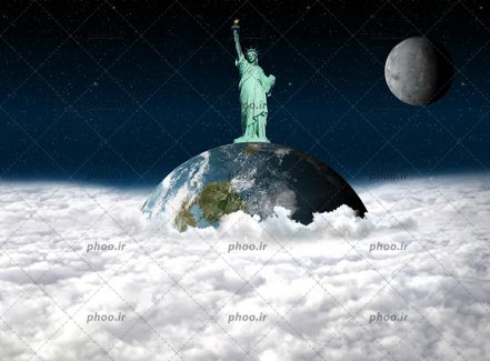 عکس مجسمه آزادی آمریکا روی کره زمین در فضا