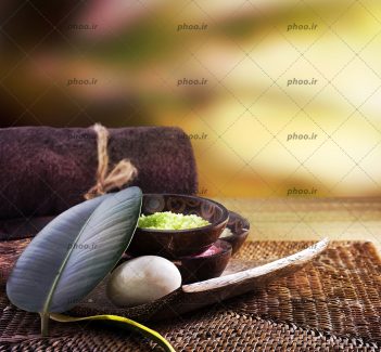 عکس حوله و سنگ و نمک دریایی در اسپا