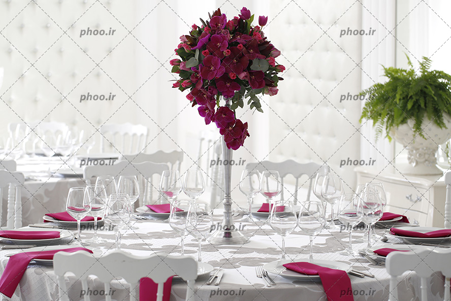 عکس سفره آرایی زیبای میز