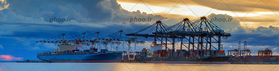 عکس با کیفیت بندر بارگیری کشتی های تجاری