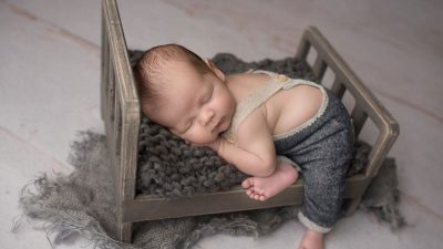 عکاسی نوزاد: تکنیک‌ها و نکات طلایی برای ثبت لحظات ارزشمند