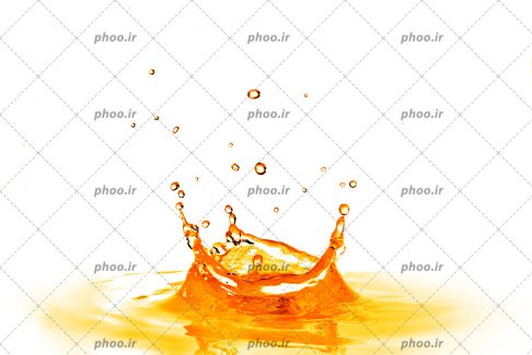 عکس آبمیوه پرتقال خوشرنگ در زمینه سفید