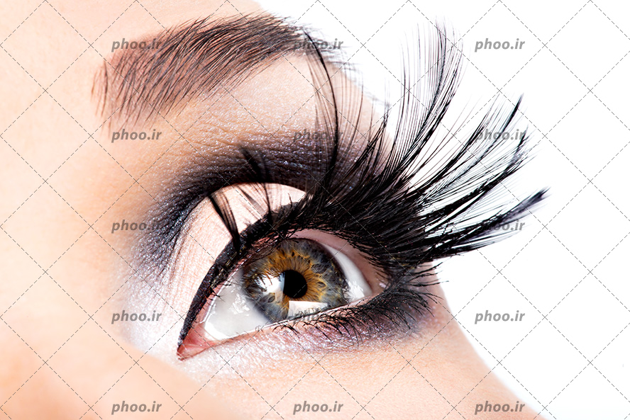 عکس آرایش زیبای چشم و مژه با سایه تیره