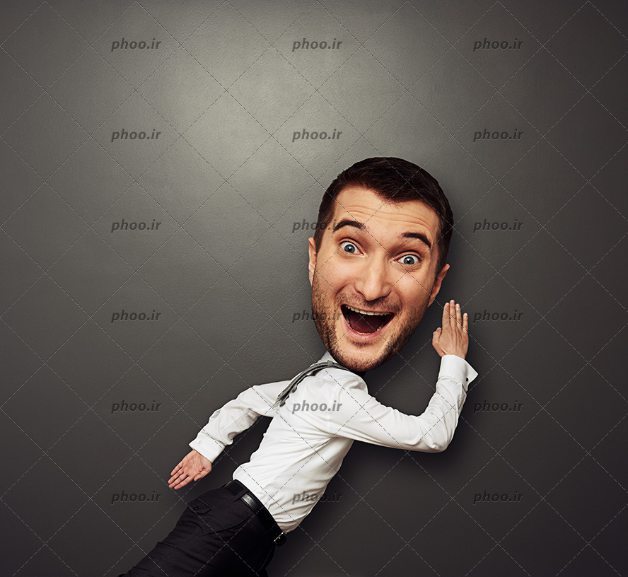 عکس کاریکاتوری از مردی که با شادی بسیار می دود