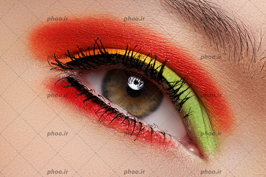 عکس آرایش چشم و مژه از نمای نزدیک