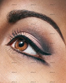 عکس آرایش زیبای چشم با سایه تیره