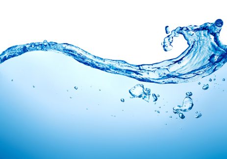 عکس موج آب در پس زمینه سفید